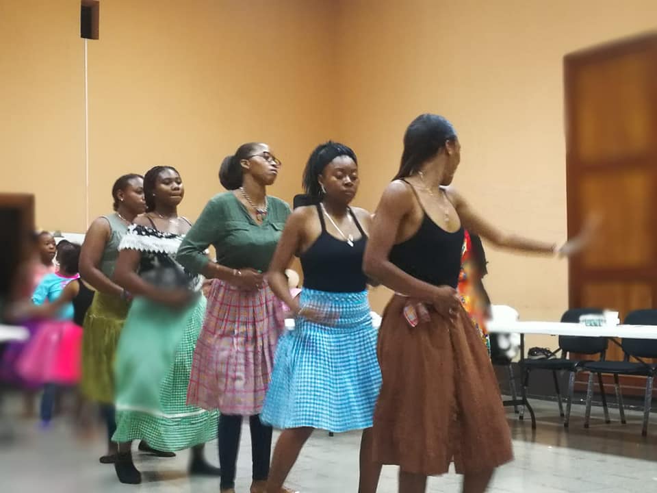 Danza Herencia Garfuna