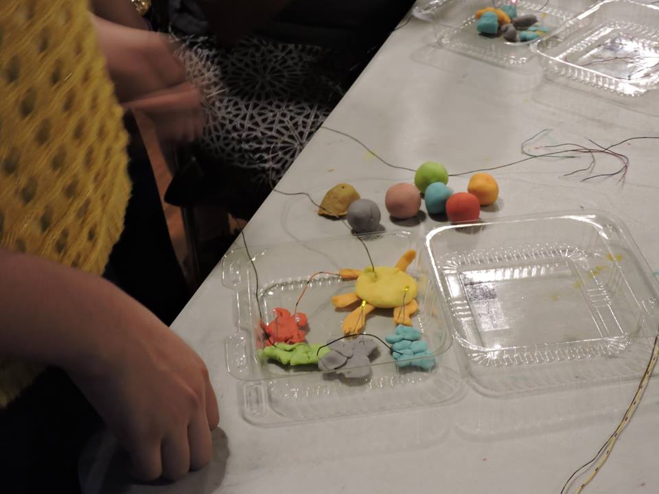 Taller Creatividad con una chispa de electricidad