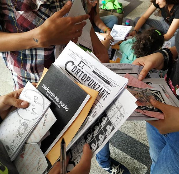 A grapa intercambio de fanzines