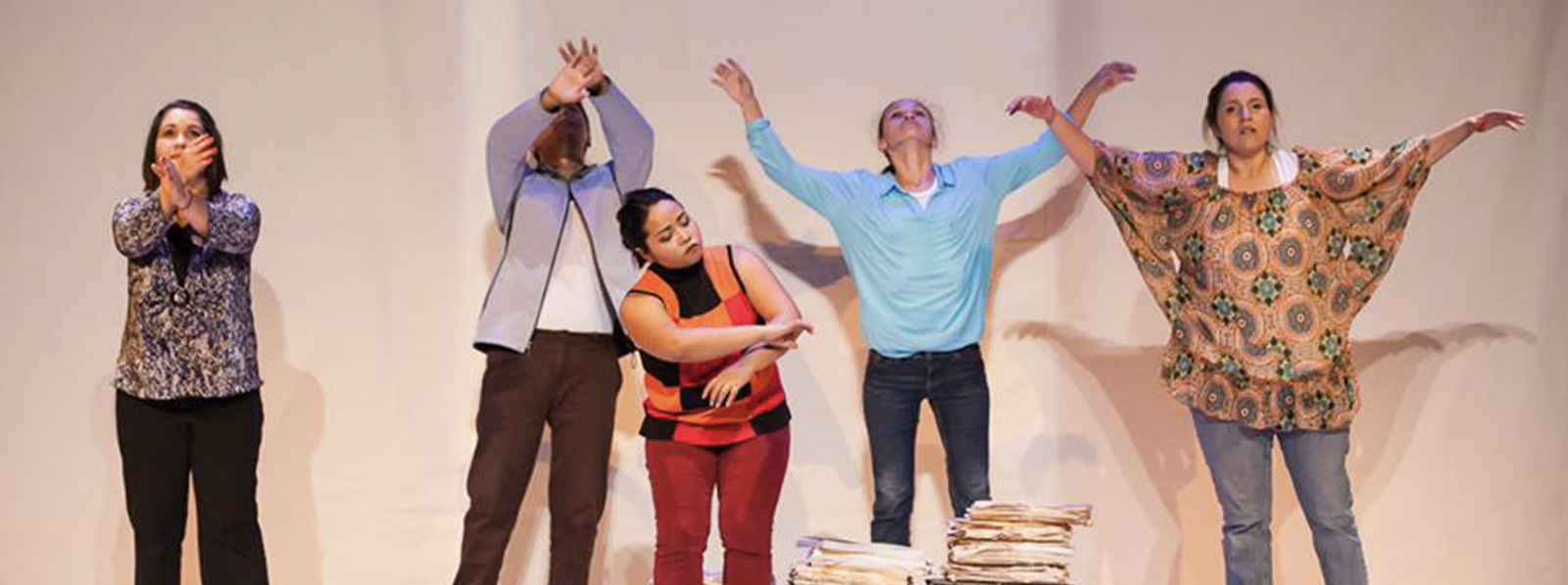 Teatro 13703 EL MISTERIO DE LAS UTOPAS Tercer ensayo sobre la memoria