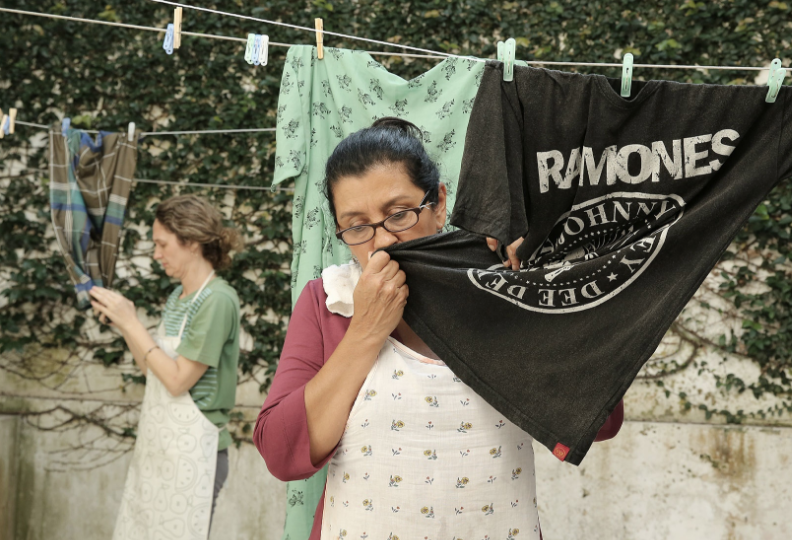 Cine Qu horas ela volta