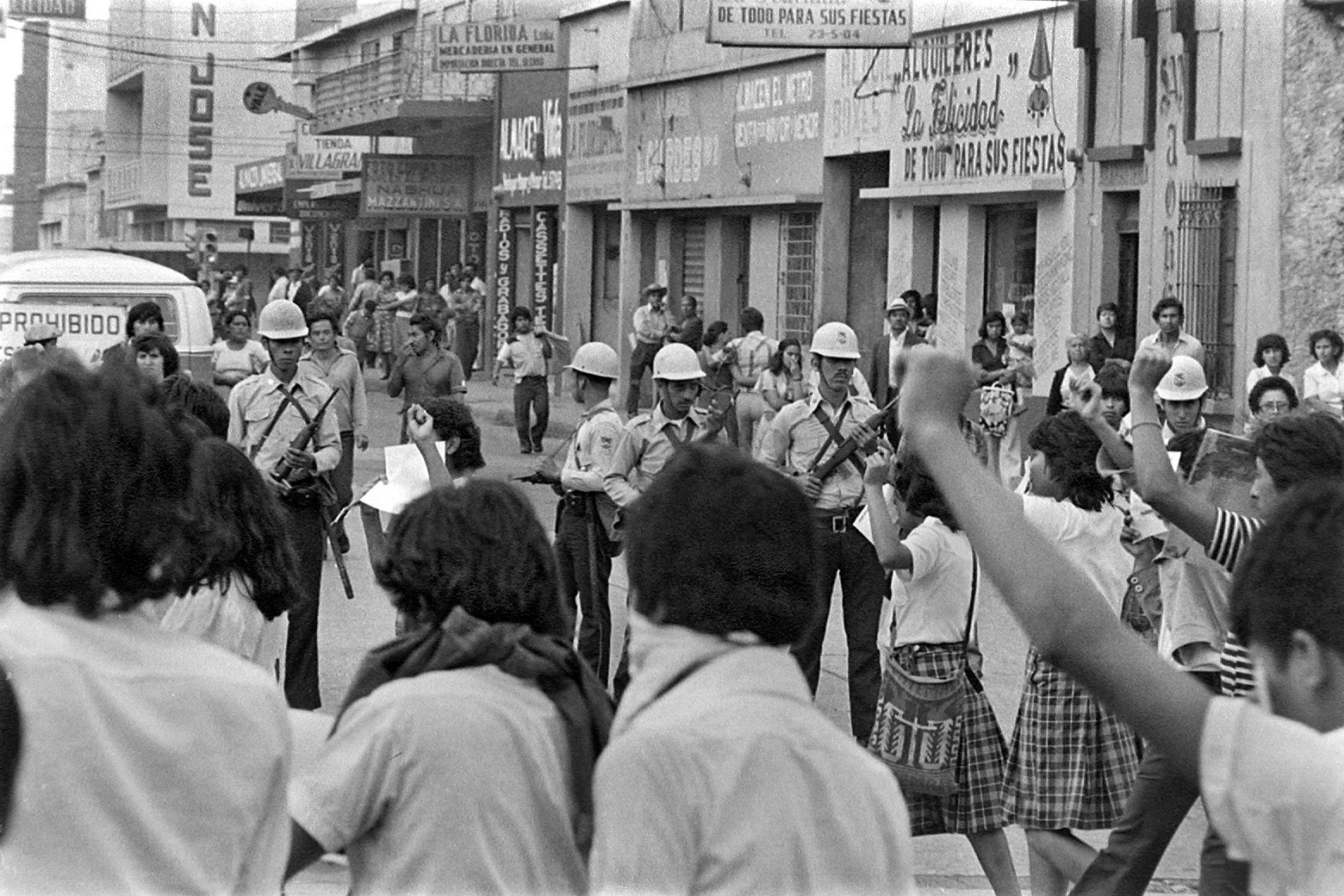 Movimientos sociales y militantes de alto riesgo